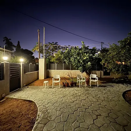 Secret Garden Airport-Beach Villas 300M From Famous Davis Beach Artemida  Exteriér fotografie