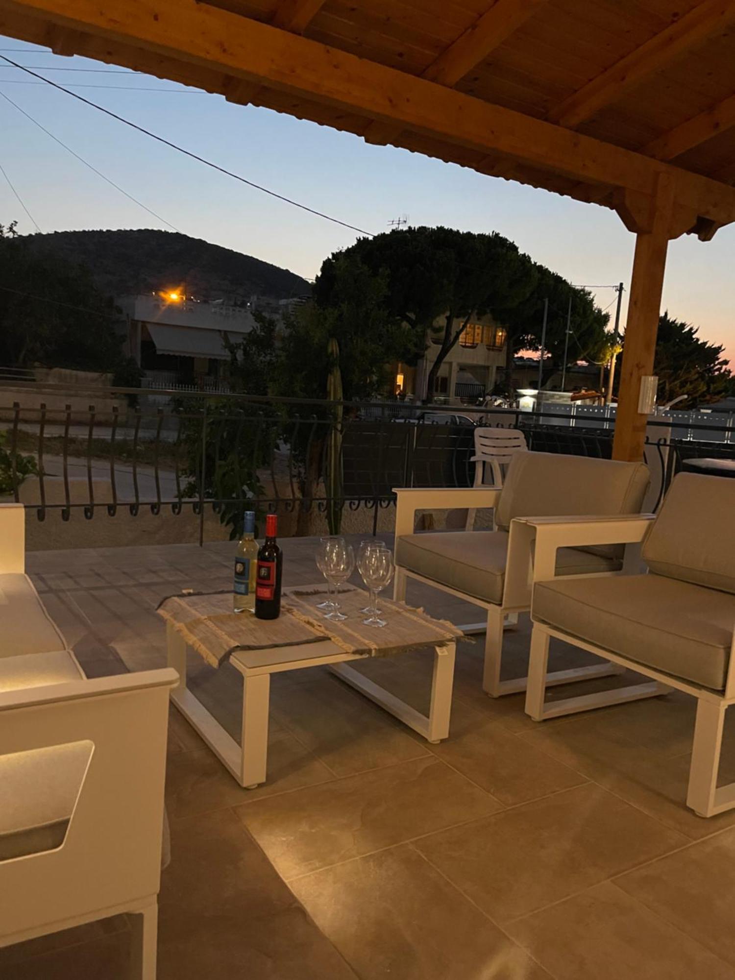 Apartment Secret Garden Airport-beach 300m From Famous Davis Artemida (Attica)
