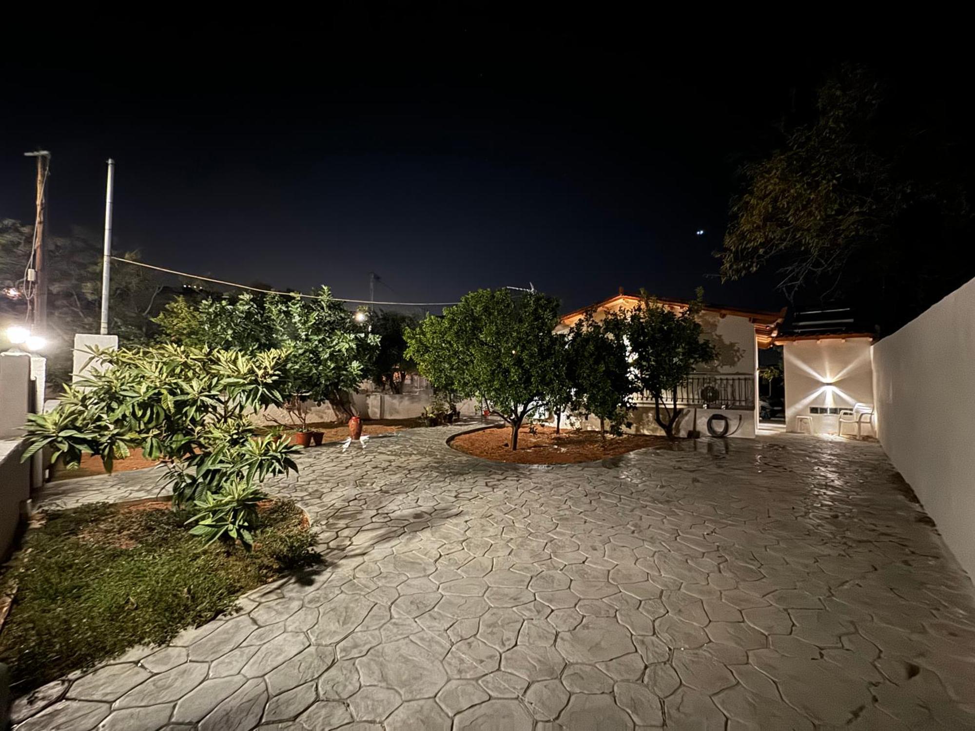 Secret Garden Airport-beach 300m From Famous Davis Apartment *