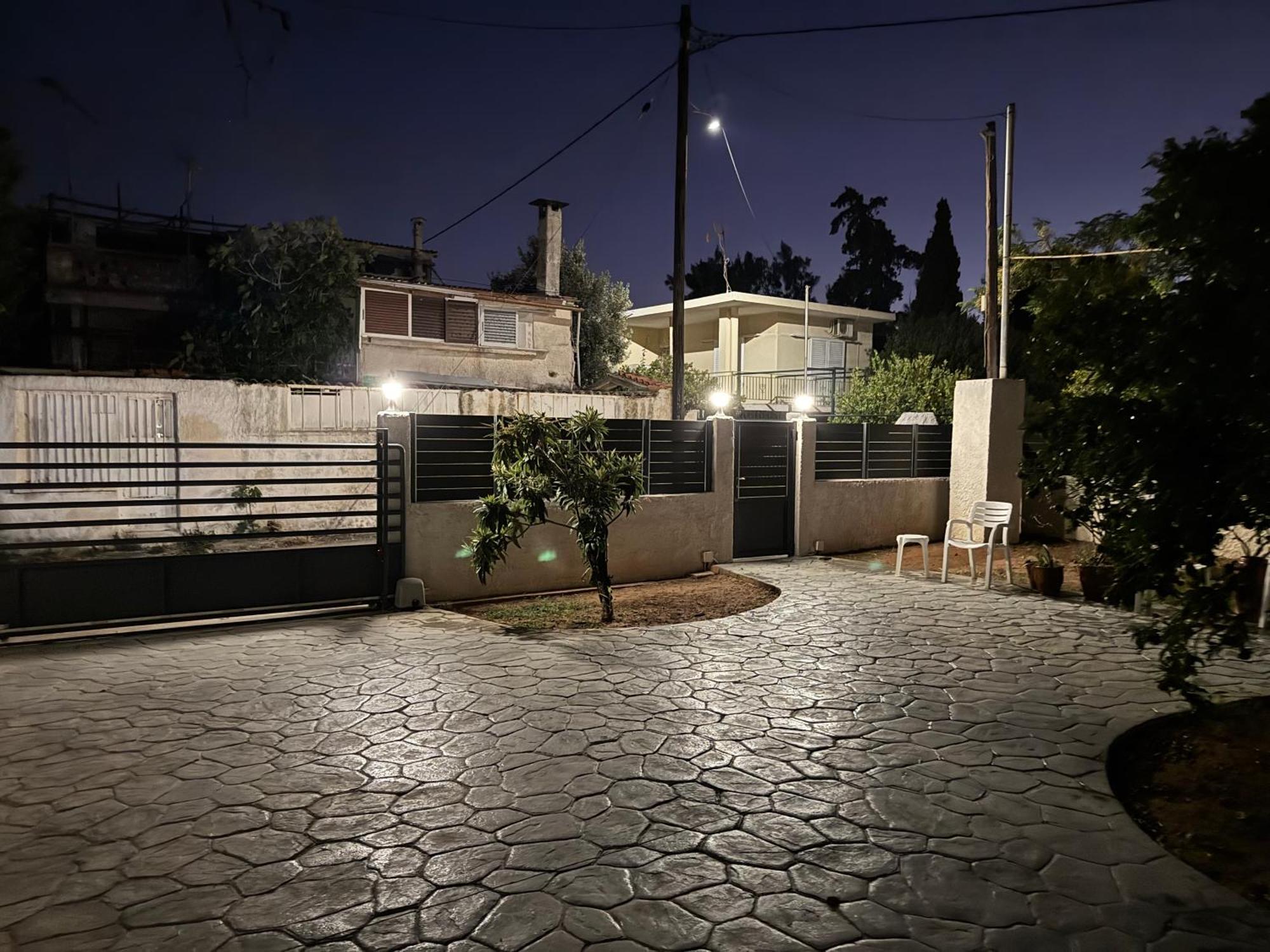 Apartment Secret Garden Airport-beach 300m From Famous Davis